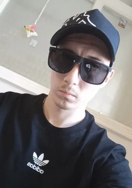 Я Вася, 28, знакомлюсь для приятного времяпровождения в Шиханах