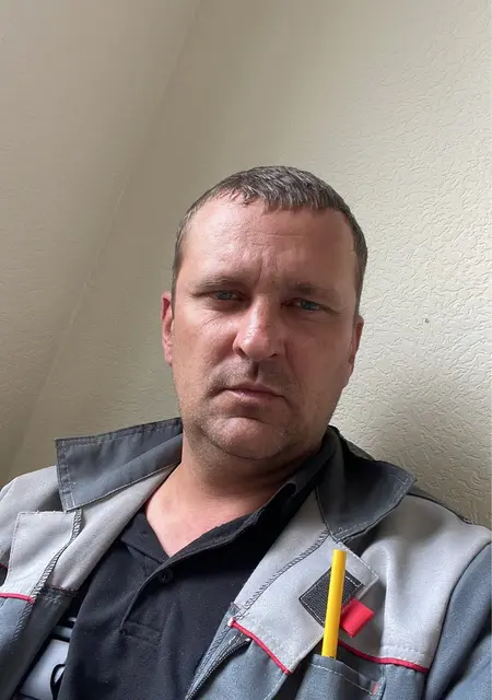 Я Андрей, 39, знакомлюсь на одну ночь в Новой Чаре