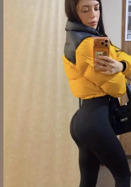 Я Дарина, 28, из Москвы, ищу знакомство для совместных путешествий