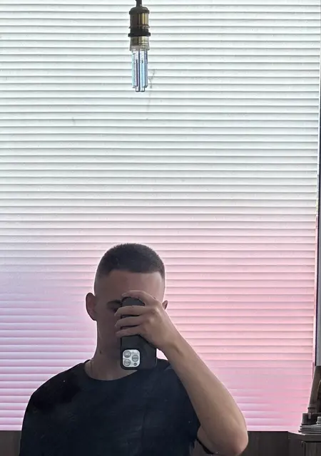 Я Renat, 22, из Черкесска, ищу знакомство для дружбы