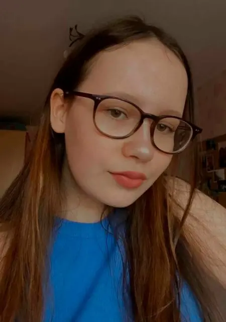 Настя из Москвы, мне 21, познакомлюсь для общения