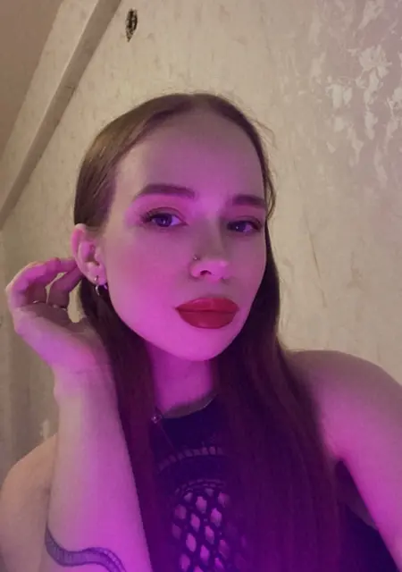 Я Ева, 24, знакомлюсь для открытые отношения в Петрозаводске