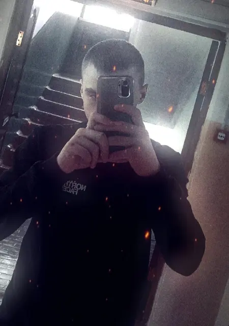 Я Даня, 19, из Кирсанова, ищу знакомство для дружбы