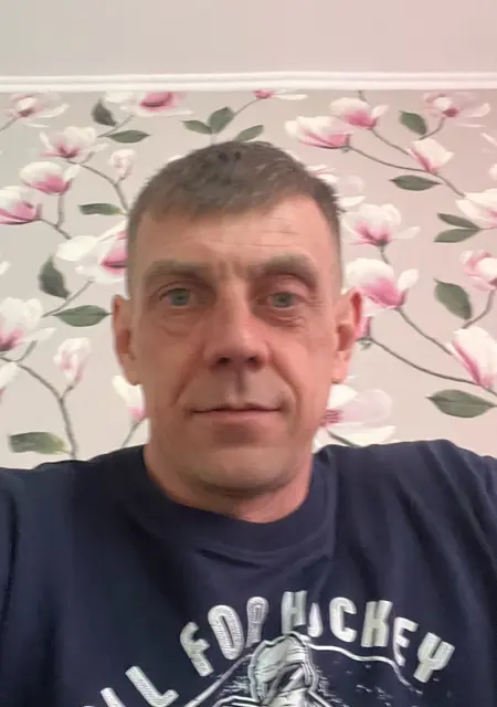 Павел из Березников, мне 43, познакомлюсь для вирта