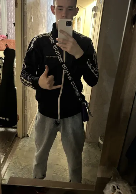 Я Сергей, 18, из Иванова, ищу знакомство для открытые отношения