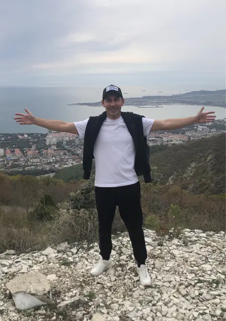 Роман из Краснодара, мне 38, познакомлюсь без обязательств