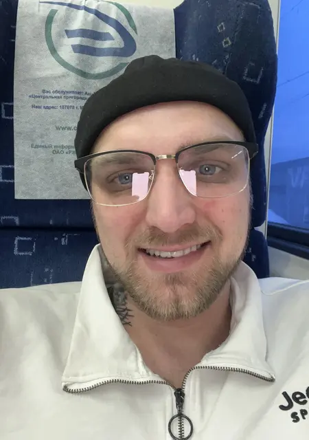 Виктор из Владимира, ищу на сайте знакомства на одну ночь