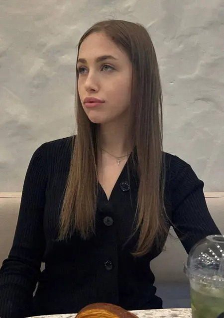 Софья из Севастополя, мне 21, познакомлюсь для общения