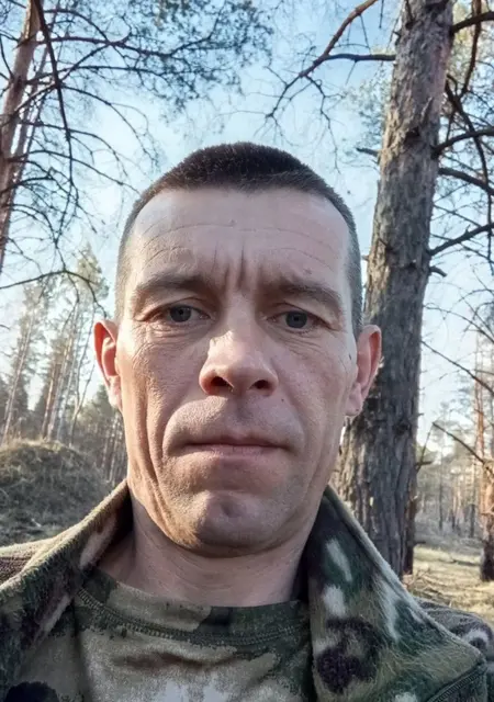 Я Игорь, 45, из Новоржева, ищу знакомство для постоянных отношений