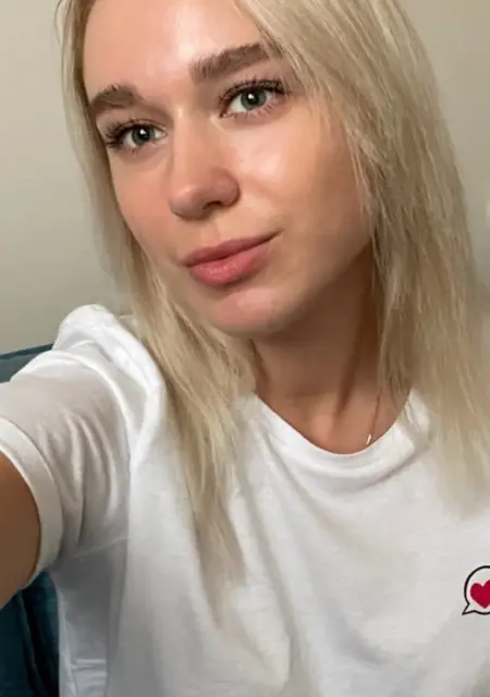 Daria из Сургута, мне 25, познакомлюсь для вирта