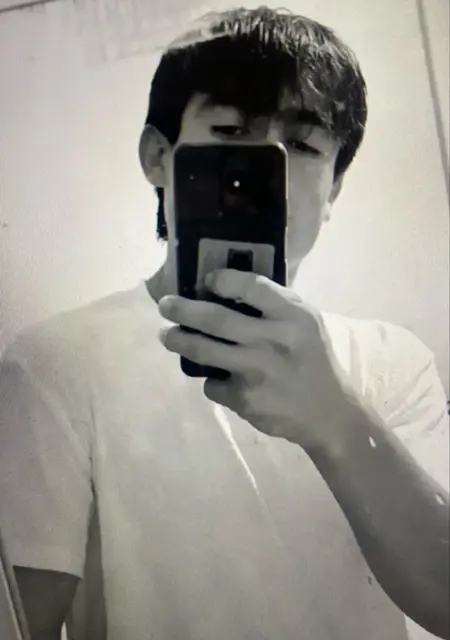 Руслан из Москвы, мне 25, познакомлюсь на одну ночь