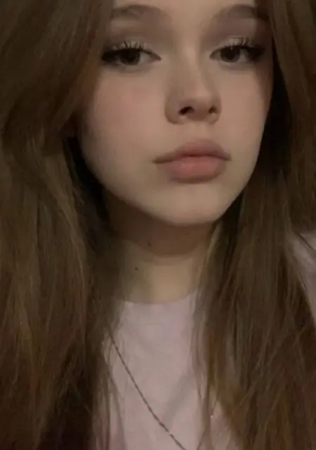 Я Мия, 18, из Читы, ищу знакомство для постоянных отношений