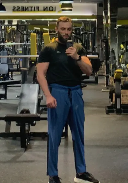 Я Тимур, 32, знакомлюсь на одну ночь в Краснодаре