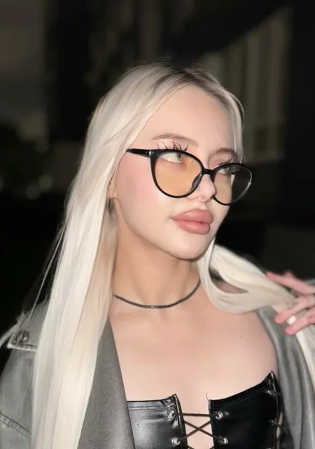 Аэлита из Тюмени, мне 19, познакомлюсь для вирта