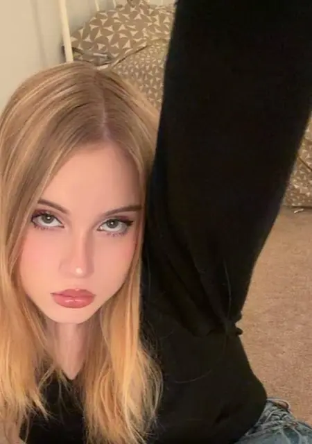 Я Крис, 25, из Уфы, ищу знакомство для вирта