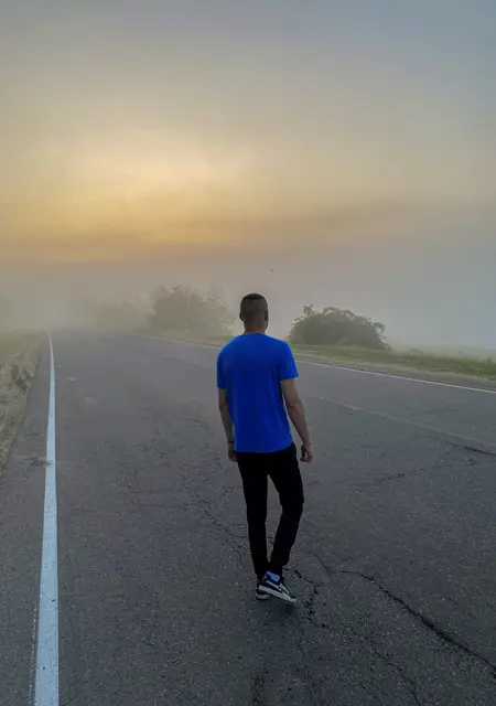 Я Слава, 20, из Богучара, ищу знакомства без обязательств