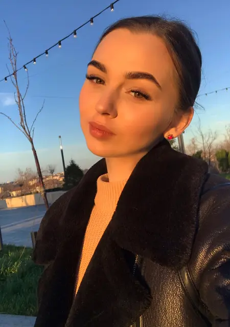 Дарья из Севастополя, ищу на сайте знакомства на одну ночь