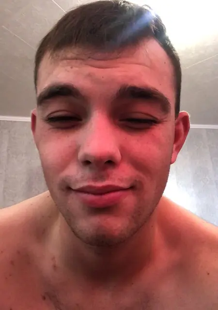 Я Сергей, 22, из Энгельса, ищу знакомства на одну ночь