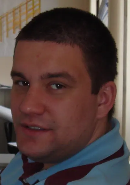 Vlad из Железнодорожного, ищу на сайте знакомства на одну ночь