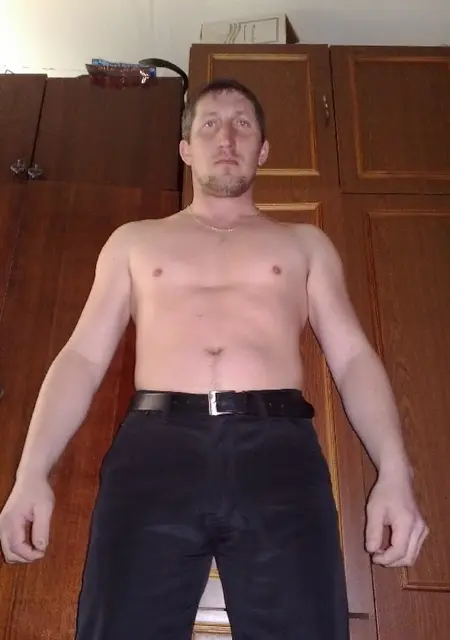 Я Андрей, 46, знакомлюсь без обязательств в Глазове