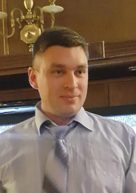 Alex из Арамиля, мне 47, познакомлюсь на одну ночь