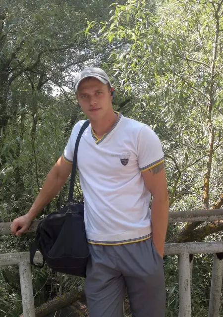 Я Василий, 36, знакомлюсь без обязательств в Ржеве