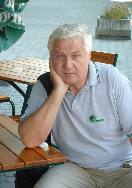 Я Иван, 60, знакомлюсь на одну ночь в Барнауле