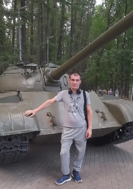 Рафаэль из Иглина, мне 39, познакомлюсь для приятного времяпровождения