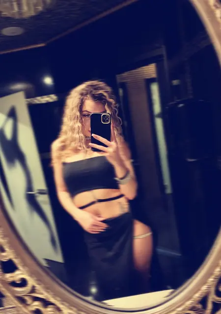 Я Алёна, 27, из Якутска, ищу знакомства без обязательств