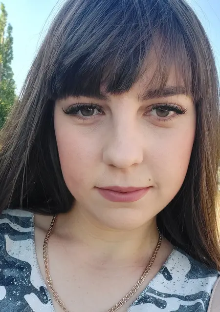 Я Светлана, 27, знакомлюсь для дружбы в Азове