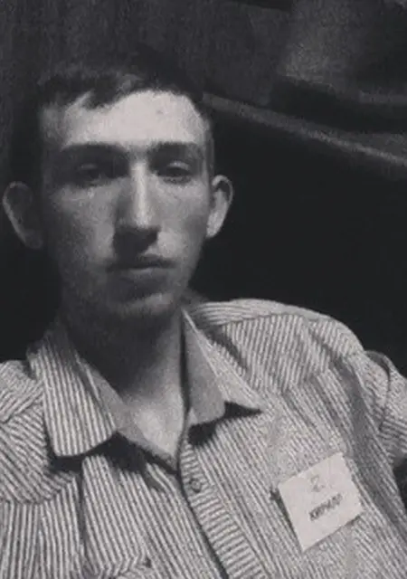 Я Кирилл, 27, знакомлюсь для постоянных отношений в Кондопоге