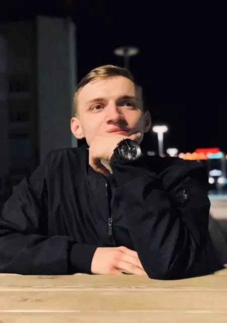 Я Николай, 24, из Рузы, ищу знакомства на одну ночь