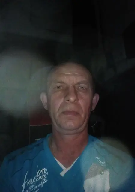 Я Павел, 58, из Сегежи, ищу знакомства на одну ночь