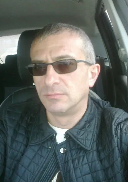 Я Тема, 55, из Камызяка, ищу знакомства на одну ночь