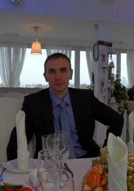 Я Константин, 41, из Красного Села, ищу знакомства на одну ночь