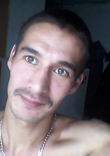 Я Никита, 38, из Охотска, ищу знакомства на одну ночь