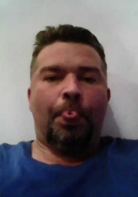 Я Дима, 50, из Белоусова, ищу знакомства на одну ночь