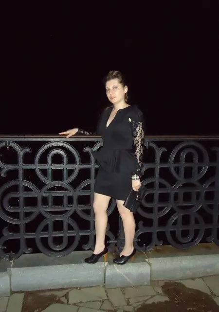 Я Елена, 40, знакомлюсь для дружбы в Алуште