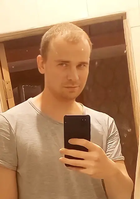 Андрей из Волхова, мне 25, познакомлюсь для приятного времяпровождения