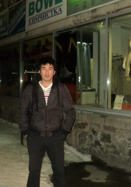 Я Yura, 34, из Академгородка, ищу знакомство для вирта