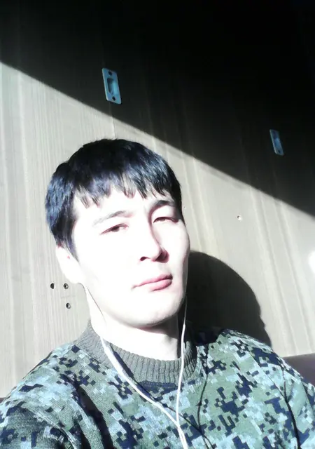 Руслан из Ершова, ищу на сайте дружбу