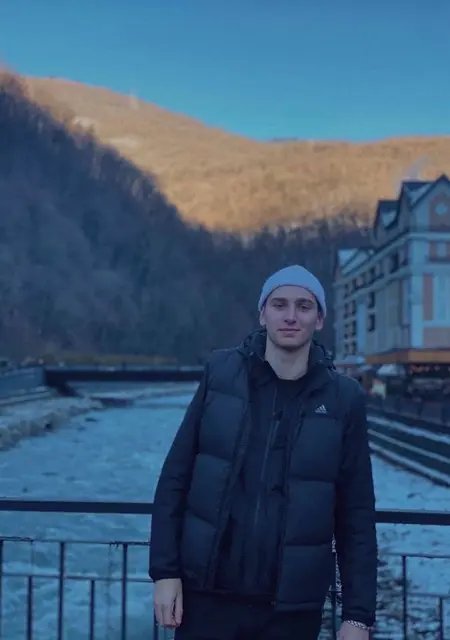 Григорий из Тарко-Сале, ищу на сайте знакомства без обязательств