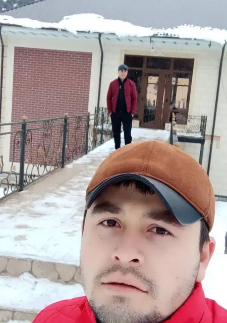 Вова из Лучегорска, мне 29, познакомлюсь на одну ночь