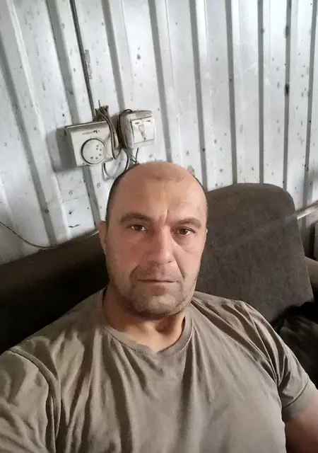 Я Валерка, 47, из Заинска, ищу знакомство для совместных путешествий