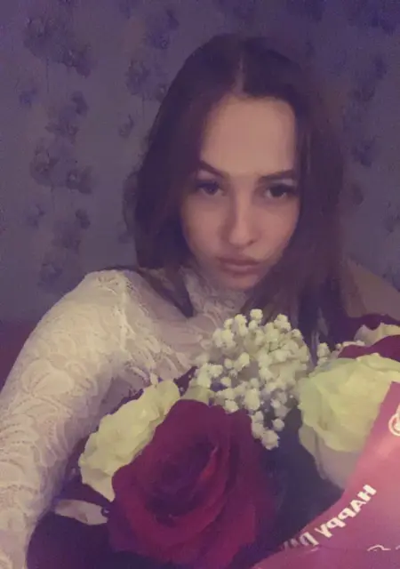 Ксения из Новосибирска, мне 19, познакомлюсь для общения