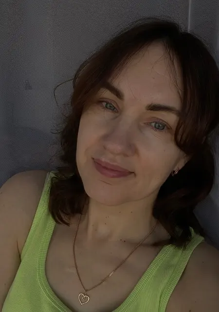 Я Ольга, 39, из Великого Новгорода, ищу знакомства без обязательств