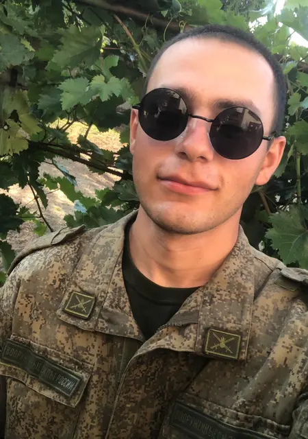 Я Арсланбек, 21, знакомлюсь без обязательств в Морозовске