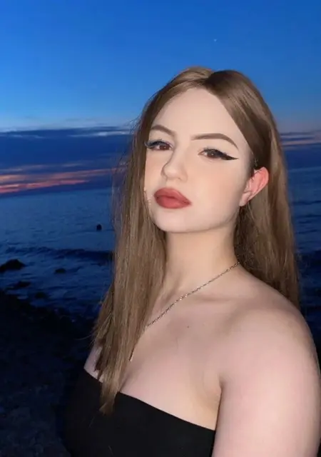 Яна из Астрахани, мне 20, познакомлюсь для постоянных отношений