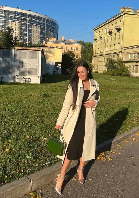 Я Кариночка, 25, знакомлюсь для вирта в Ростове-на-Дону