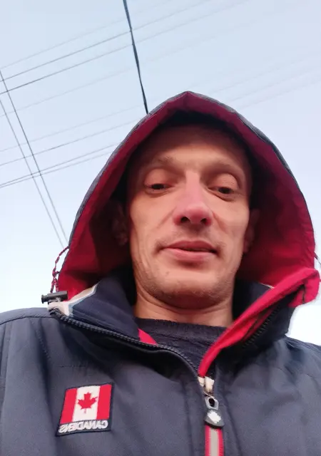 Александр из Октябрьска, мне 38, познакомлюсь для общения